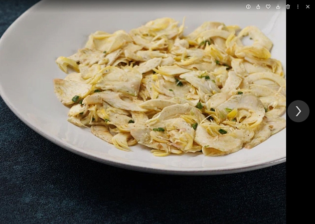 Карпаччо из артишоков с оливковым маслом, лимоном и зелёным луком 