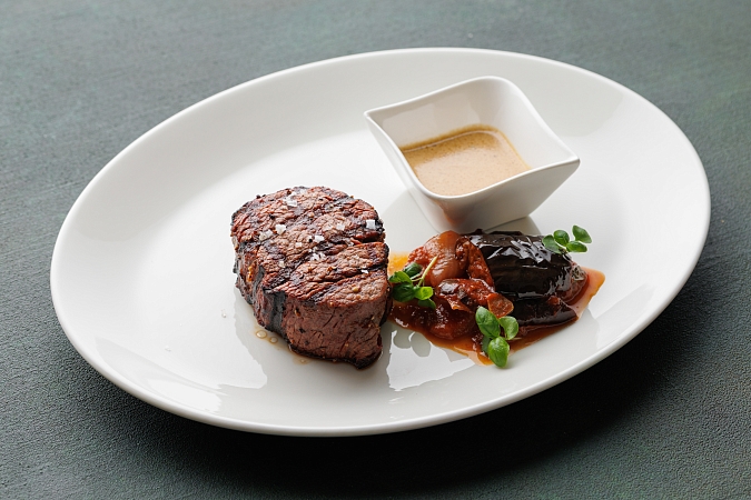 Филе-миньон из мраморной говядины Black Angus Prime